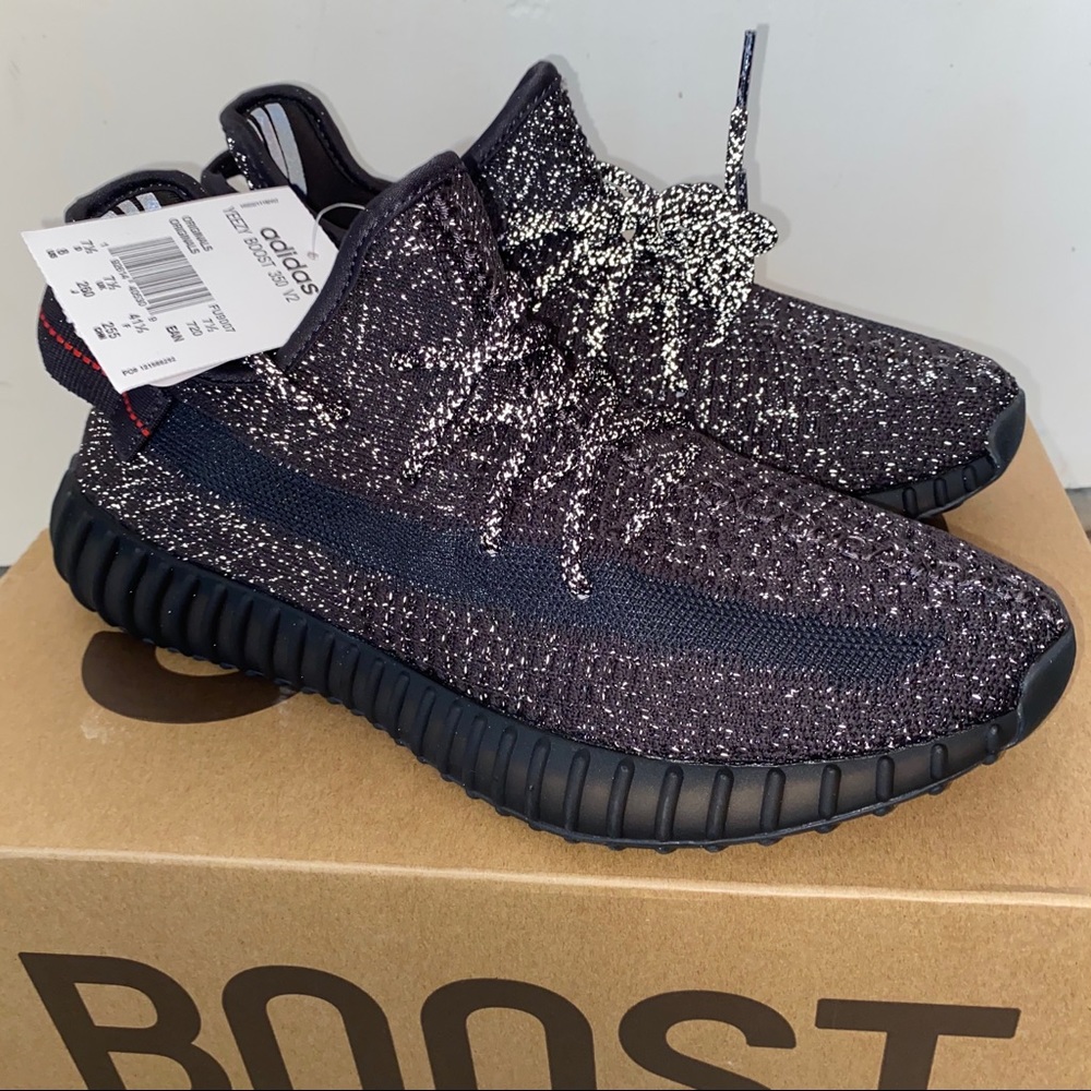 Brand NEW Yeezy 350 V2 static black reflective UA